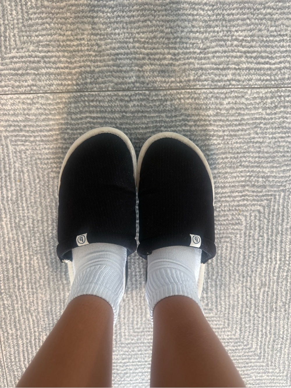 Women’s corduroy Brunch Black Slip-On Shoes